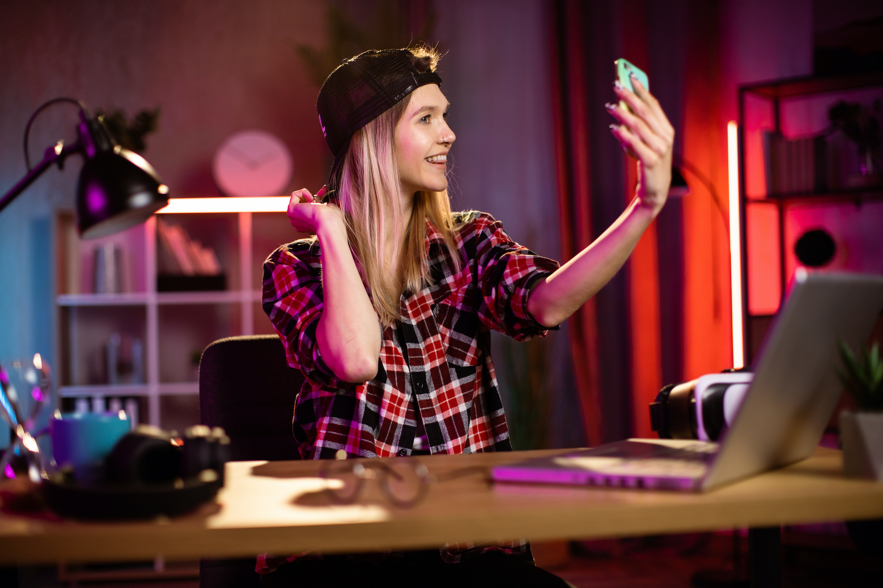 Cómo destacar con la producción de vídeo para redes sociales